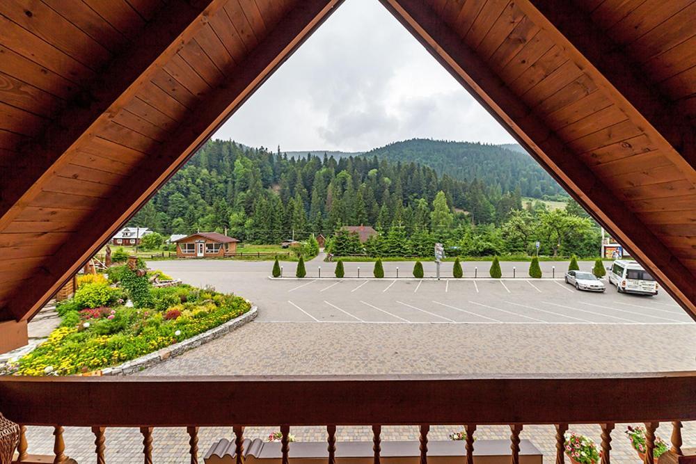 Готель Ольга Boekovel Buitenkant foto