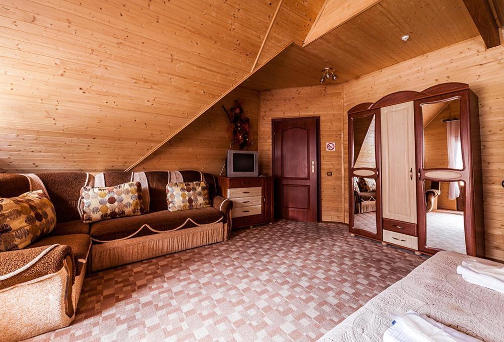 Готель Ольга Boekovel Buitenkant foto