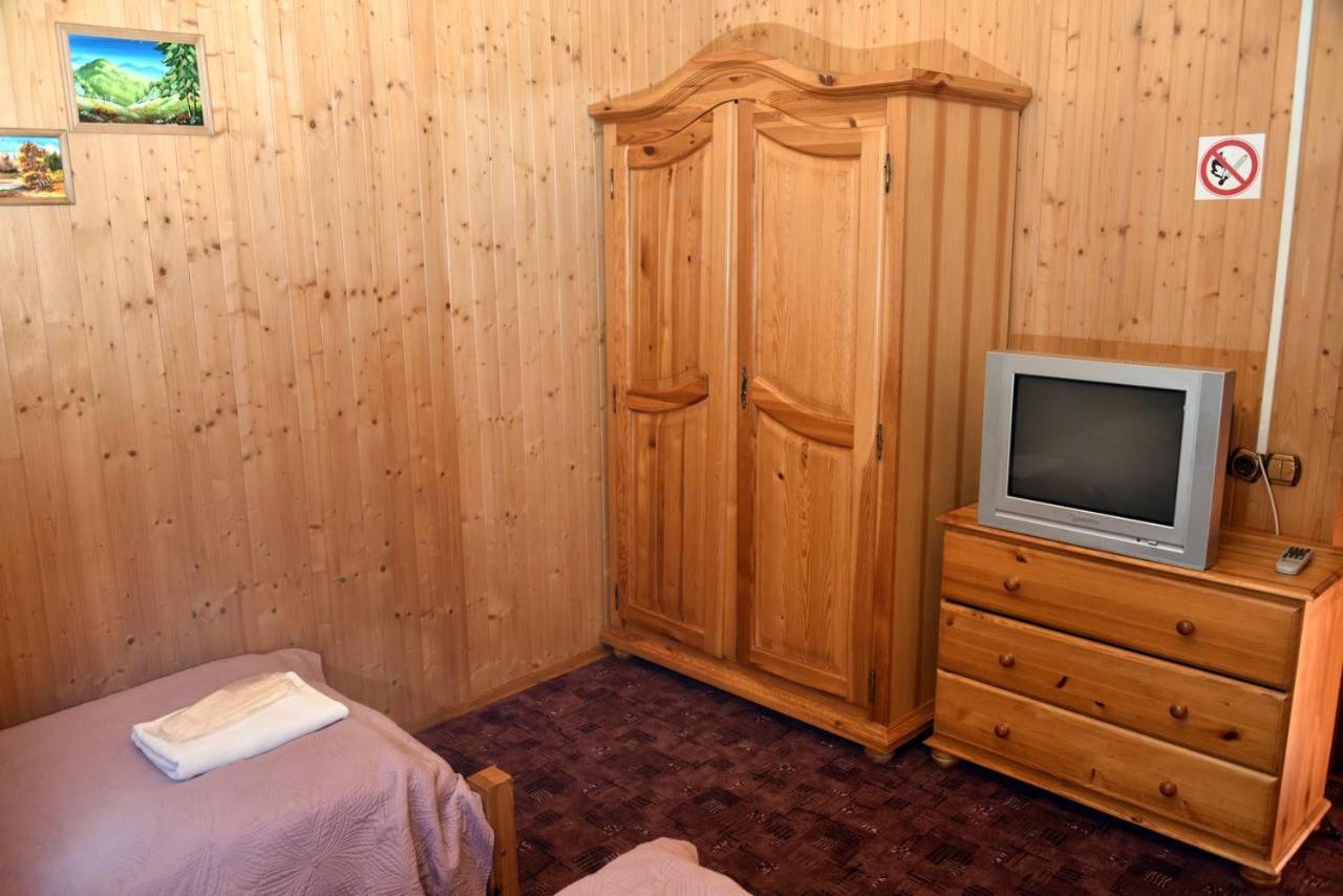 Готель Ольга Boekovel Buitenkant foto